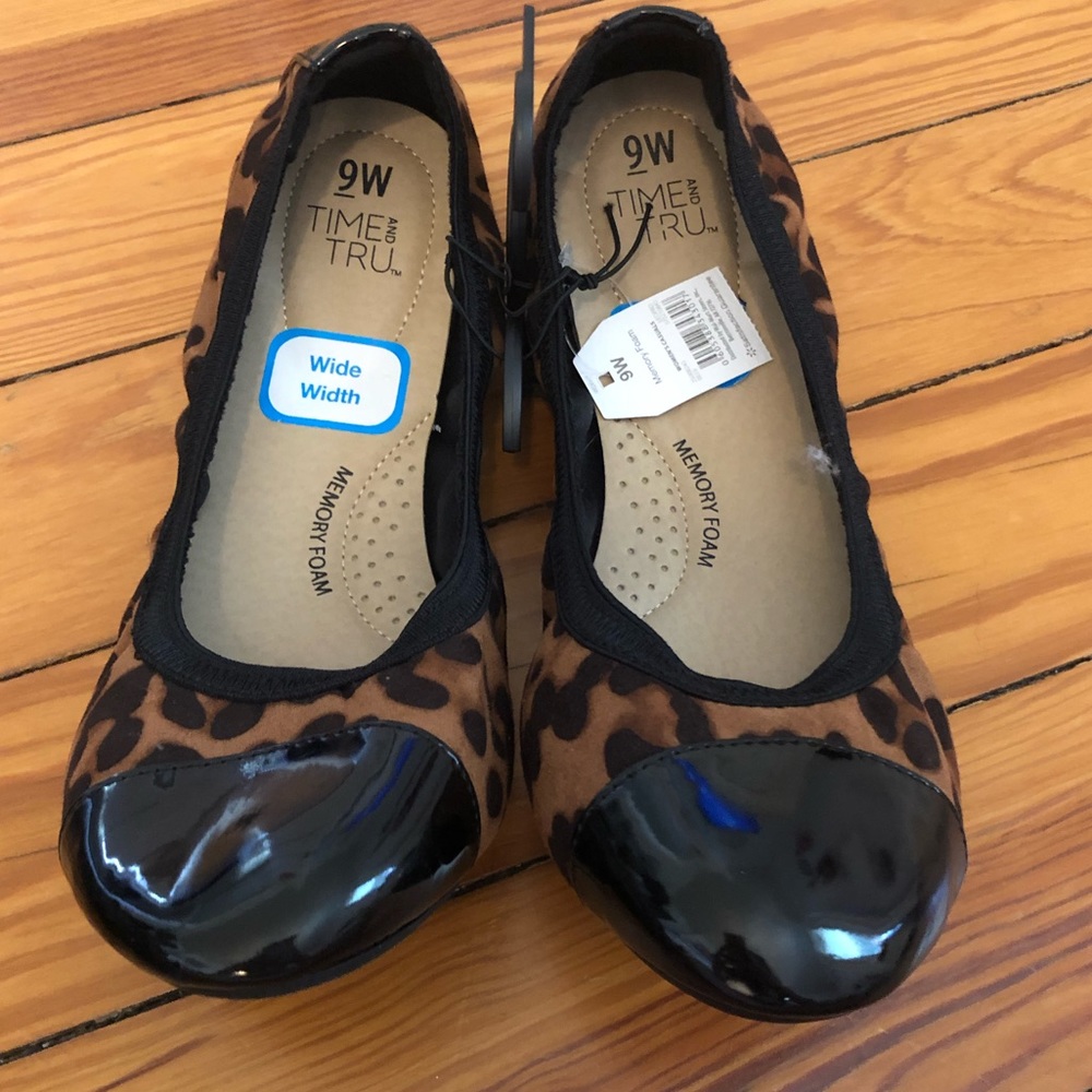 Cheetah Print Flats Women Size 9